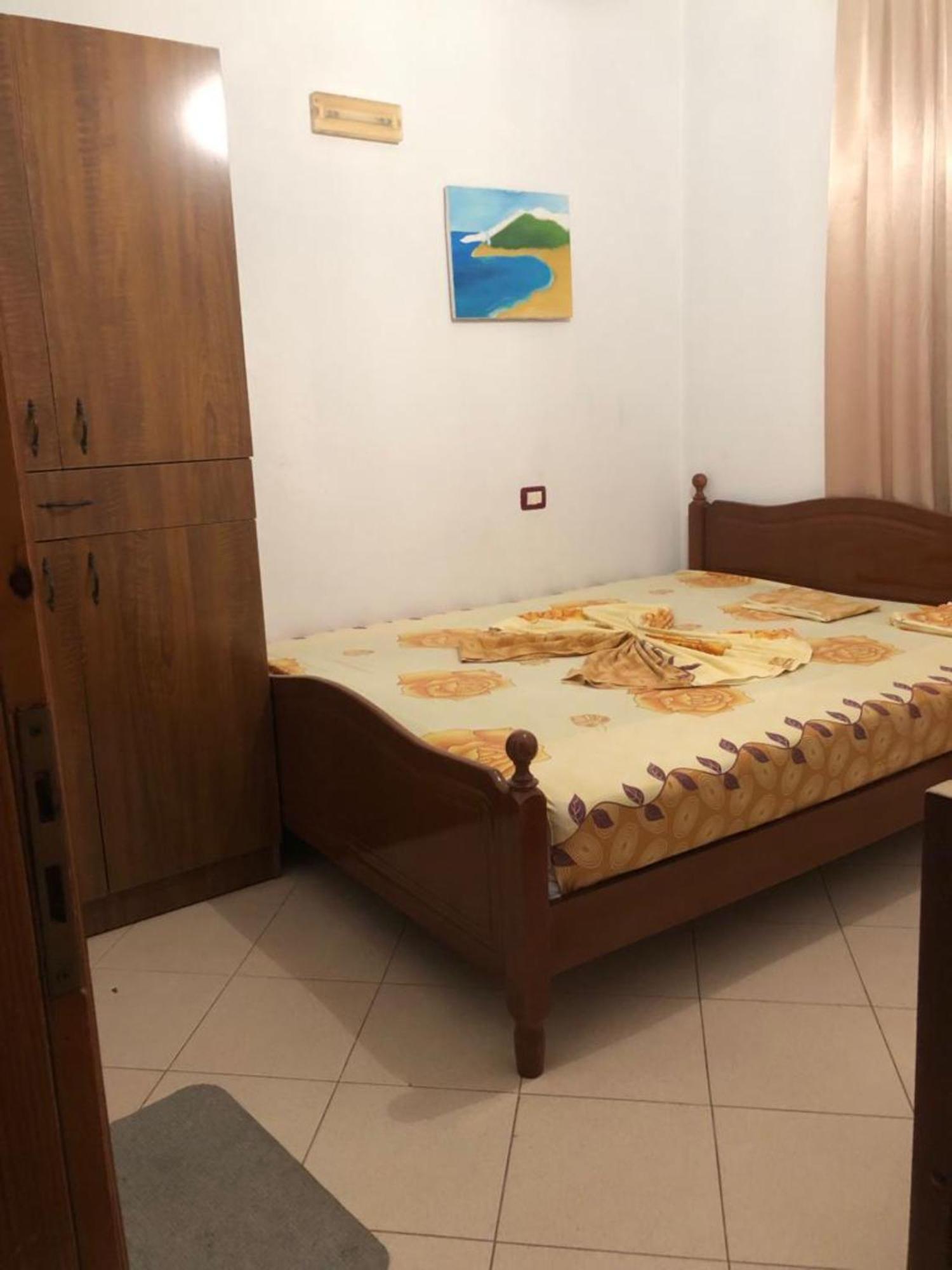 Apartment Tafilaj Durres Bagian luar foto