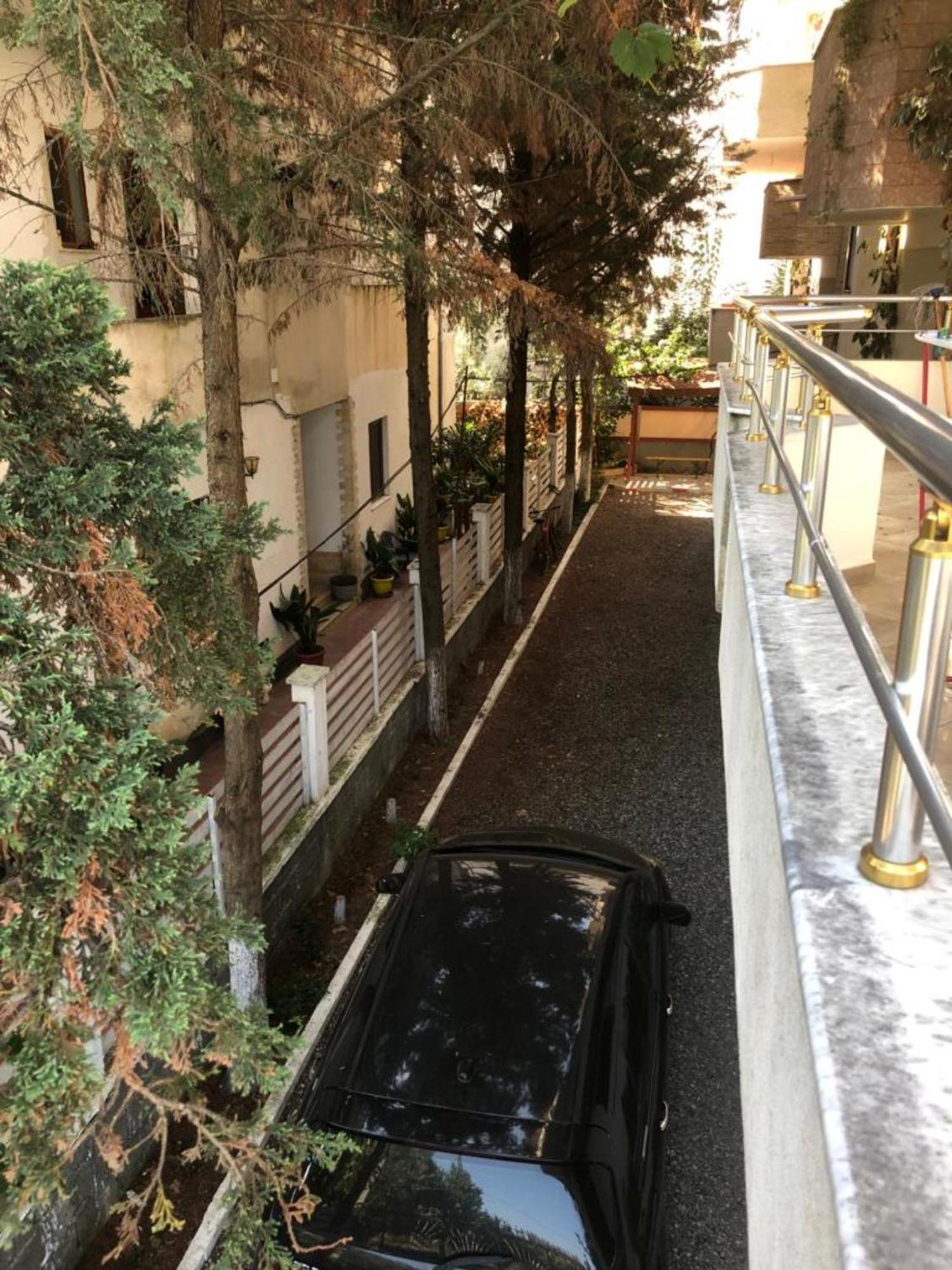 Apartment Tafilaj Durres Bagian luar foto