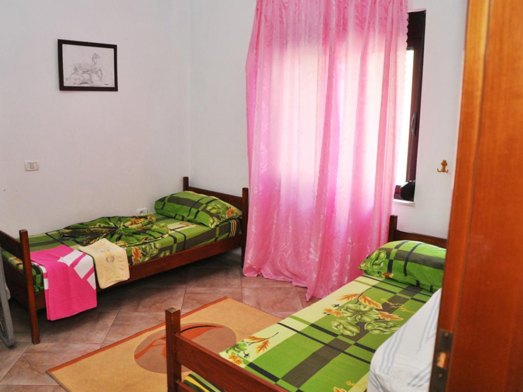 Apartment Tafilaj Durres Bagian luar foto