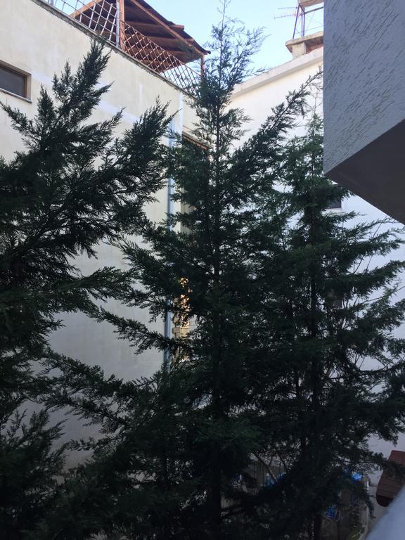 Apartment Tafilaj Durres Bagian luar foto