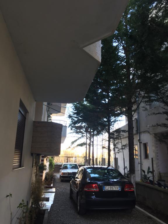 Apartment Tafilaj Durres Bagian luar foto