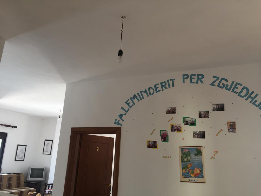 Apartment Tafilaj Durres Bagian luar foto