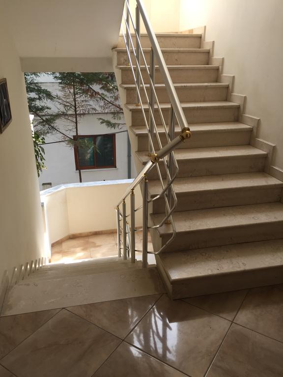 Apartment Tafilaj Durres Bagian luar foto