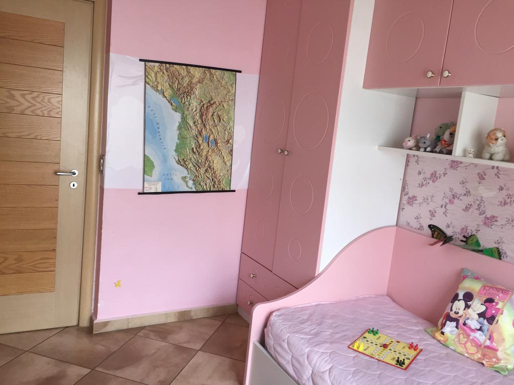 Apartment Tafilaj Durres Bagian luar foto