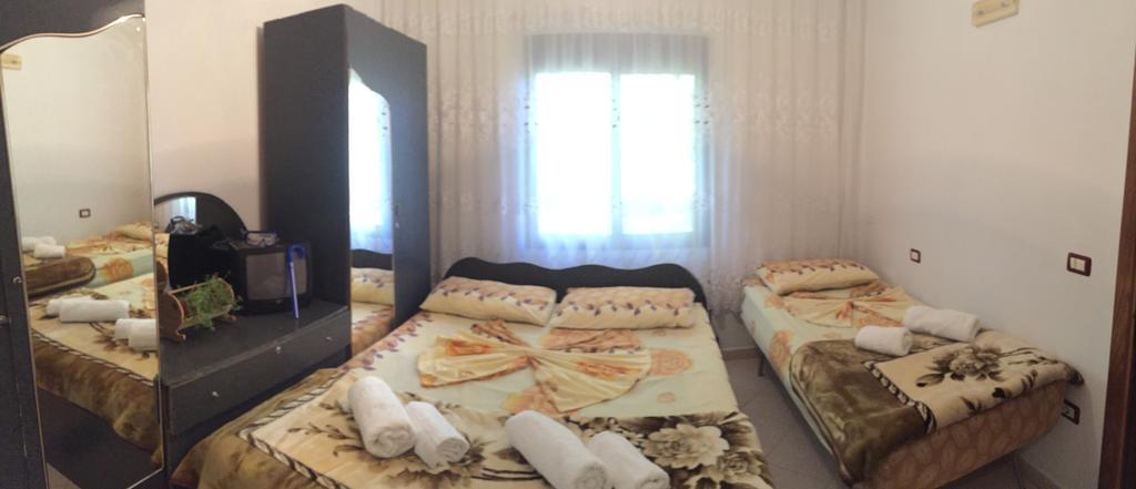 Apartment Tafilaj Durres Bagian luar foto