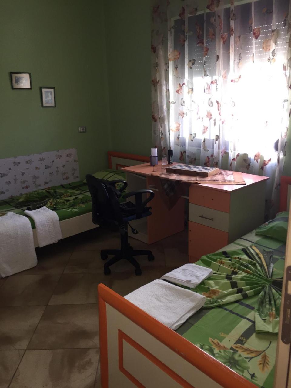 Apartment Tafilaj Durres Bagian luar foto