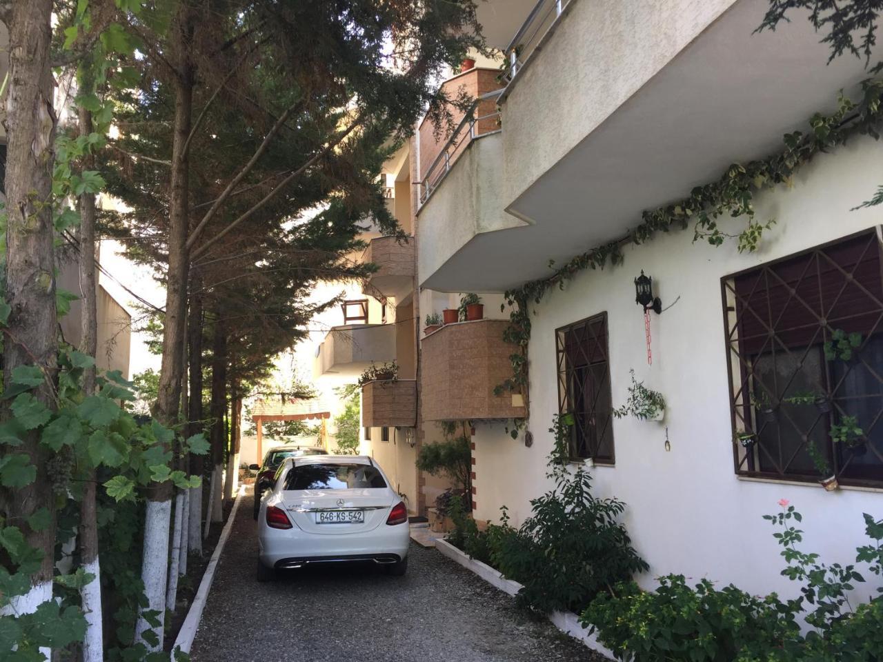 Apartment Tafilaj Durres Bagian luar foto